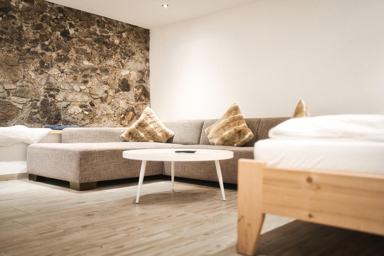 Berghotel Basur - Das Schihotel Am Arlberg Flirsch Exterior photo