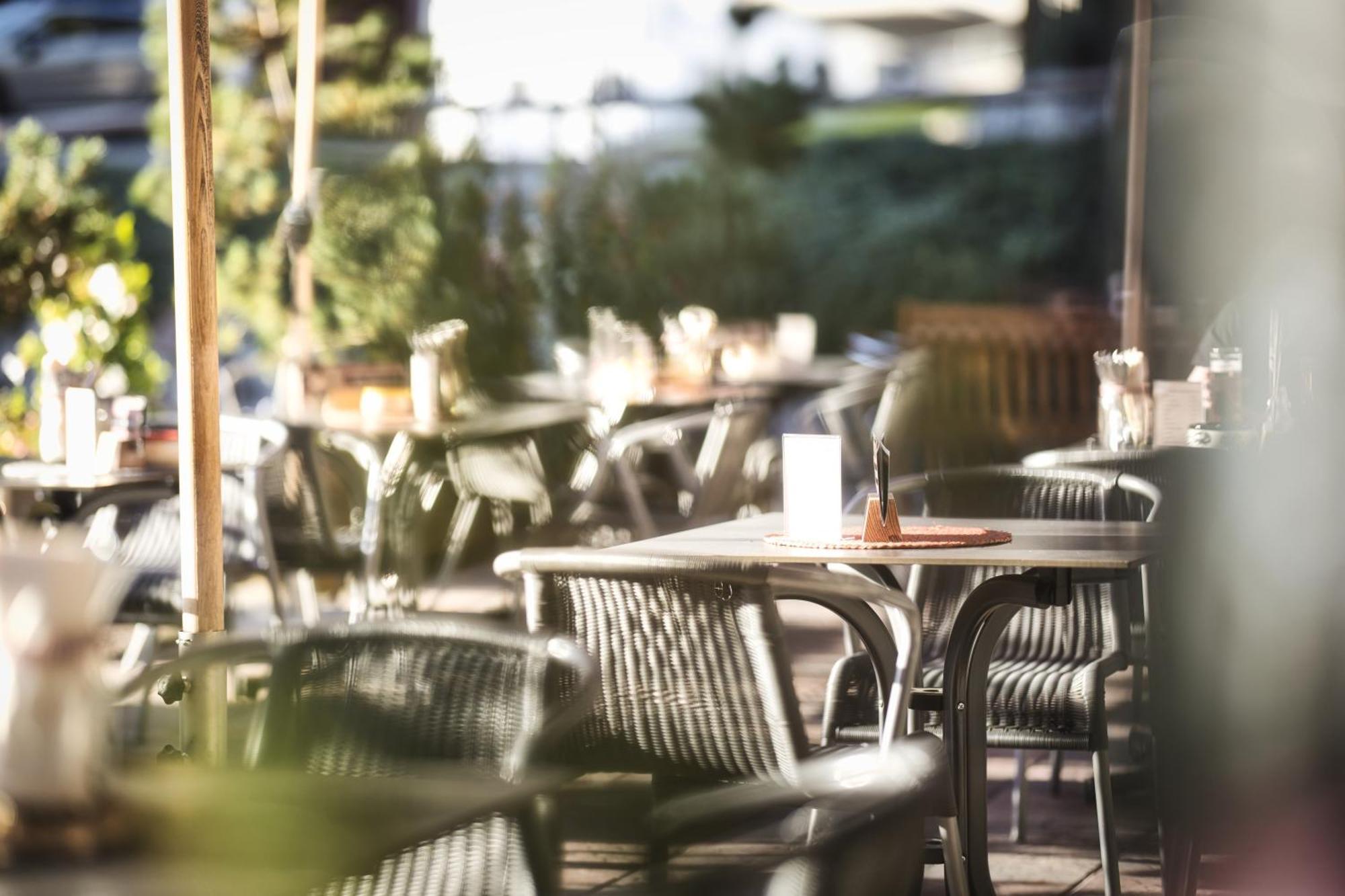 Berghotel Basur - Das Schihotel Am Arlberg Flirsch Exterior photo